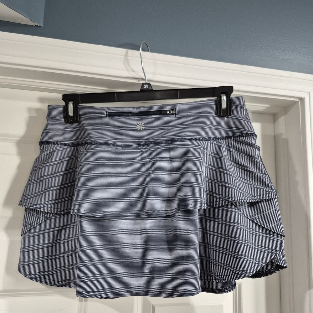 Athleta Skort Womens Large Navy Striped Tiered Ruffle Tennis Pickleball Golf